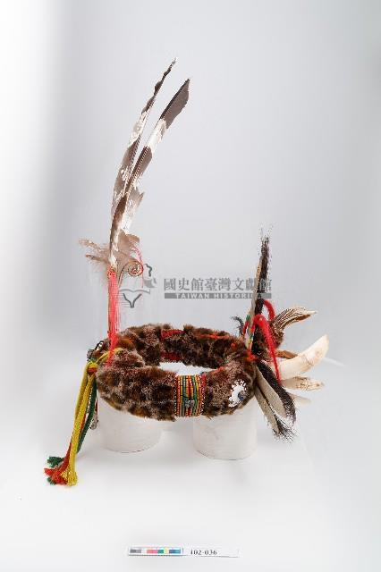 排灣族傳統男頭冠藏品圖，第3張