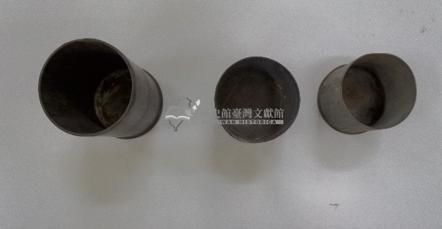 金屬製圓筒型袋蓋藥盒藏品圖，第3張