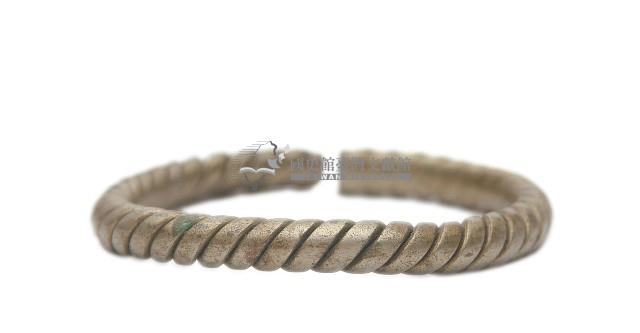 金屬製繩紋手環一對藏品圖，第3張