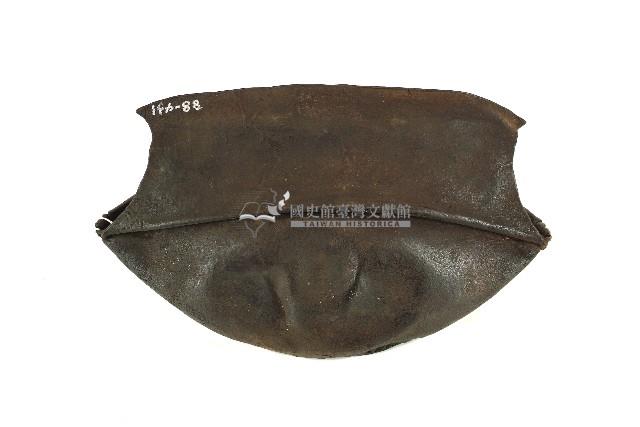 卲族皮帽藏品圖，第3張