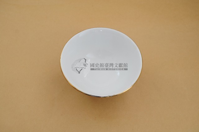 大同製金口紅彩回字紋碗藏品圖，第3張