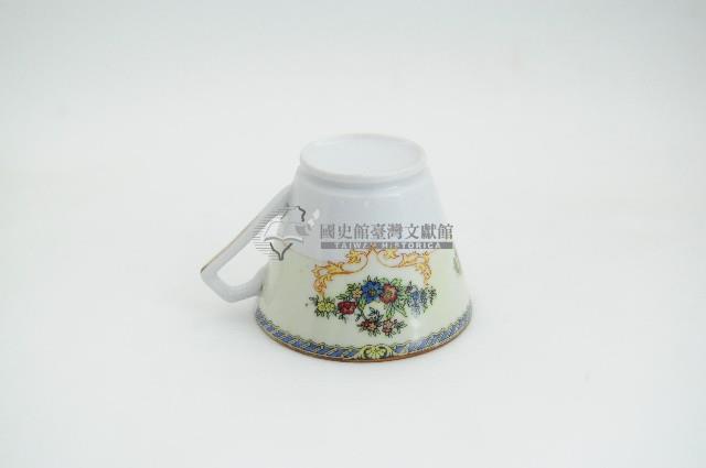醬口五彩貼花折枝花卉紋咖啡杯藏品圖，第3張