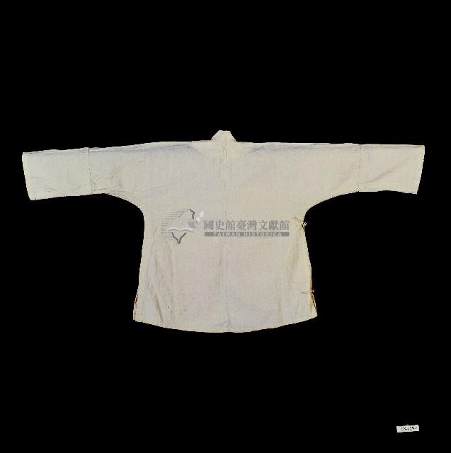 臺灣漢人族群女性白色立領大襟衫藏品圖，第3張