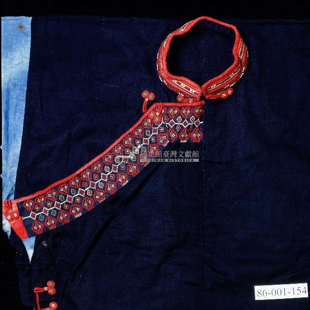 排灣族織紋漢式長衣藏品圖，第3張