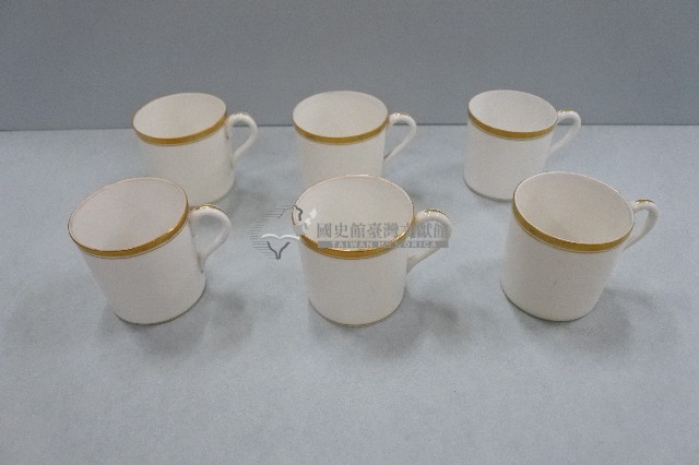 金口握把白瓷杯藏品圖，第3張