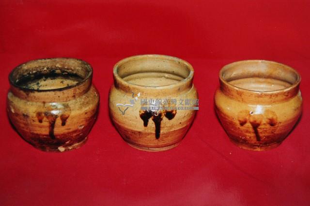 褐釉深腹煎藥陶罐（三件）藏品圖，第1張