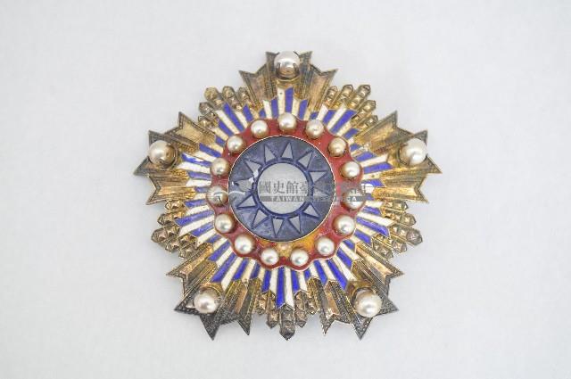 舊采玉大勳章（正章）藏品圖，第1張