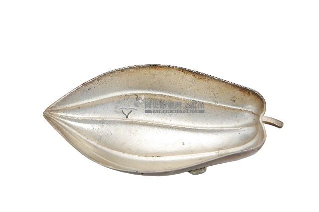 錦綾堂款銀製木瓜形皿藏品圖，第1張