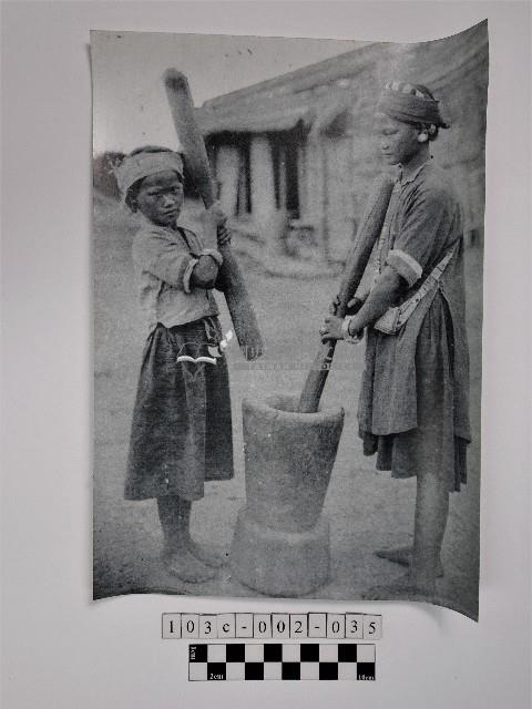 黃則修攝原住民合影照藏品圖，第1張