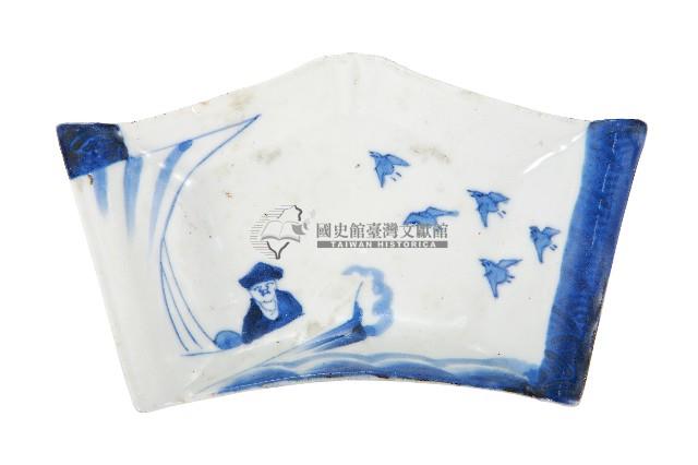 青花舟艇人物飛鳥紋五角變形皿藏品圖，第1張