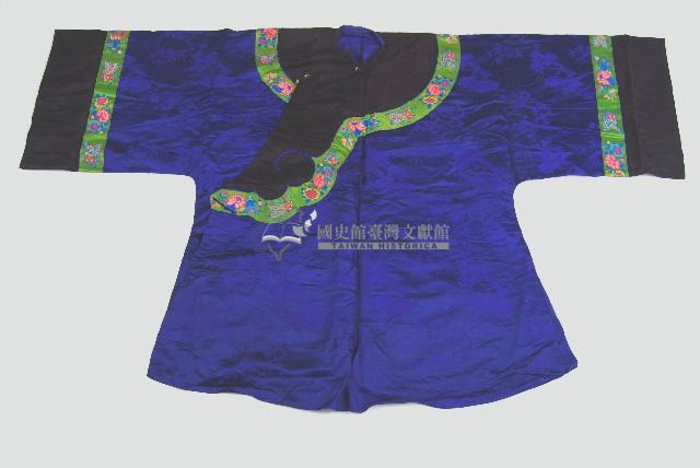 藍色花卉繡樣長袖上衣藏品圖，第1張