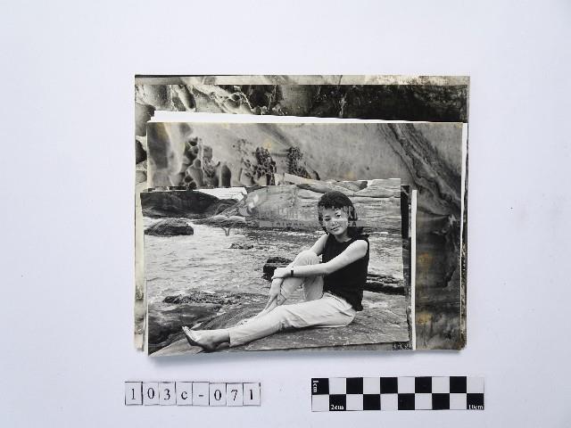 黃則修攝女藝人野柳外拍系列照片藏品圖，第1張