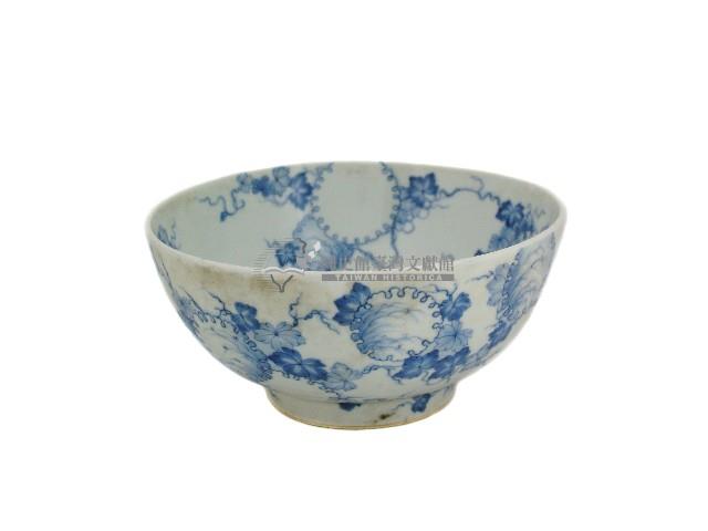 青花纏枝輪花紋碗藏品圖，第1張