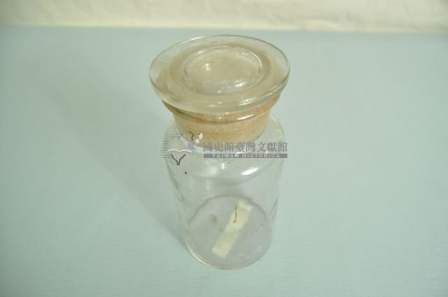 平頂塞蓋寬口短頸透明玻璃罐藏品圖，第1張