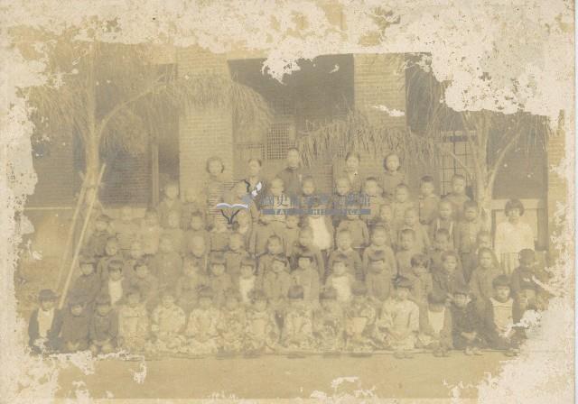 學童合照藏品圖，第1張