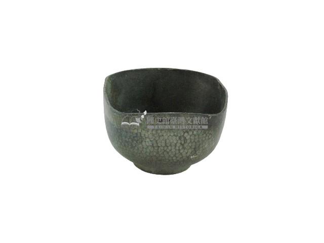 香園閣四委角口深腹銀碗藏品圖，第1張