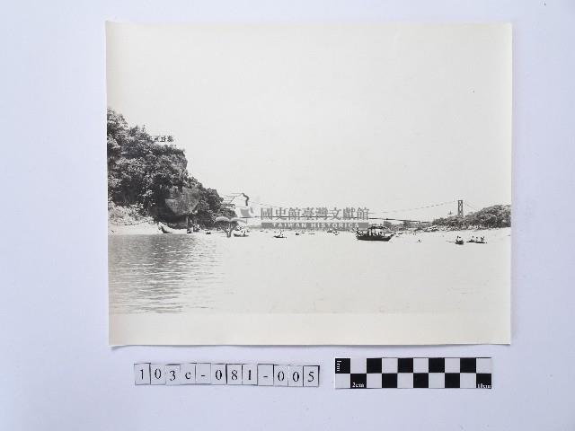 黃則修攝湖中景致4藏品圖，第1張