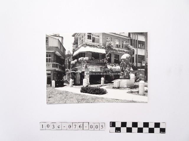 黃則修攝馬偕銅像1藏品圖，第1張