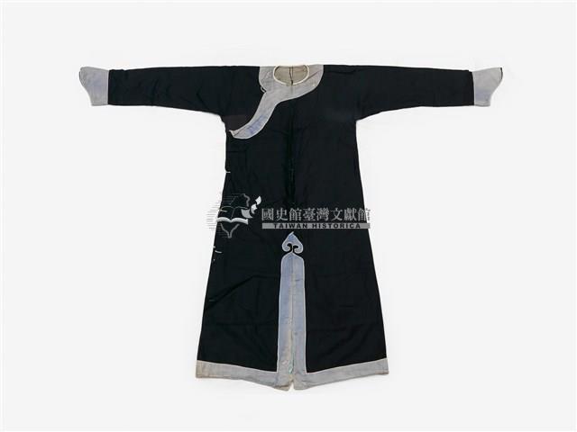 黑色灰領素面長擺戲服藏品圖，第1張