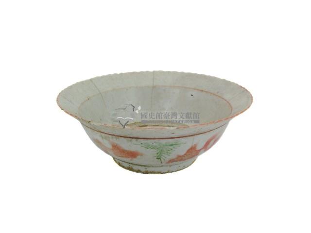 紅綠彩金魚水草紋撇口缽藏品圖，第1張