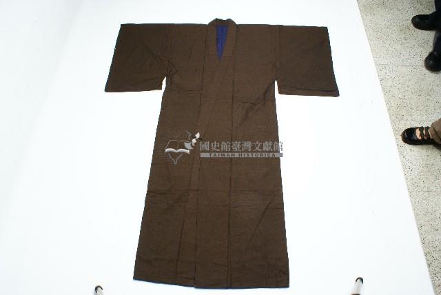 深色素面和服藏品圖，第1張