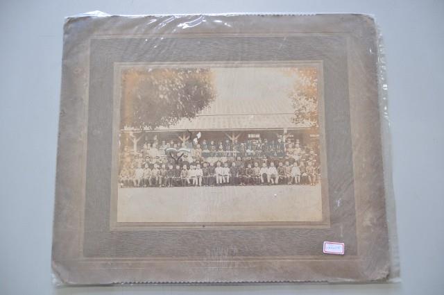 學校師生黑白合照藏品圖，第1張