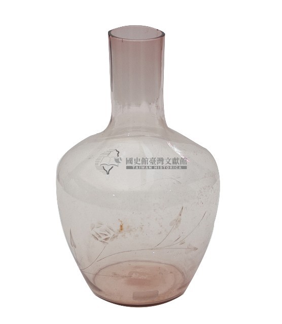 淡粉色纏枝花卉紋透明玻璃直頸瓶藏品圖，第1張