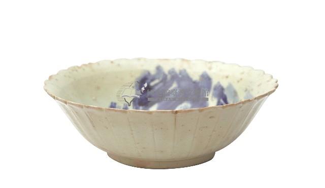 青花寫意山水紋菱花口碗藏品圖，第1張