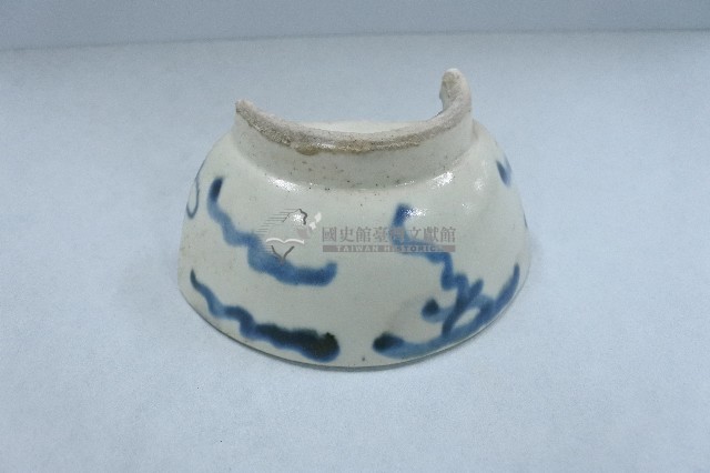 青花寫意龍紋碗殘片藏品圖，第1張