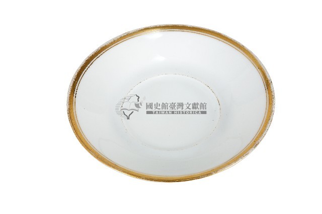 金口白地瓷盤藏品圖，第1張