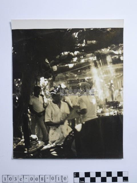 黃則修設童乩的祈禱藏品圖，第1張