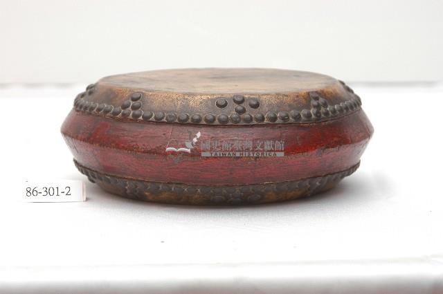 牛皮鉚釘鼓藏品圖，第1張
