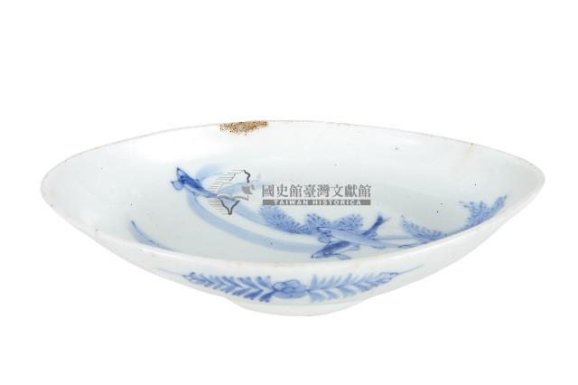 青花香魚藻紋崚型瓷盤藏品圖，第1張