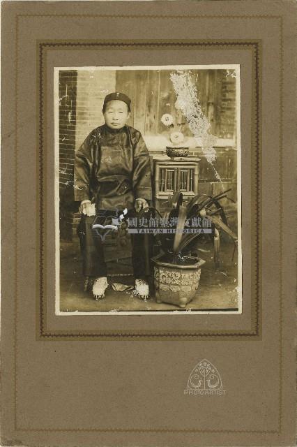 昔時女性長輩之照片藏品圖，第1張