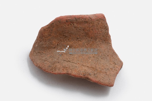 紅色夾砂素面陶罐形陶器頸部殘片藏品圖，第1張