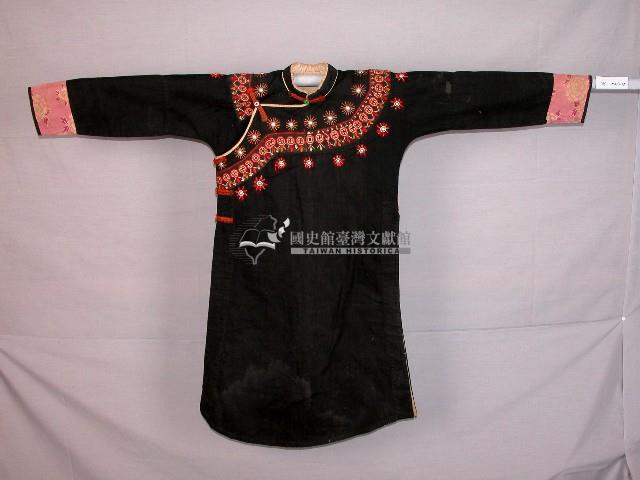 布農族長袖上衣藏品圖，第1張