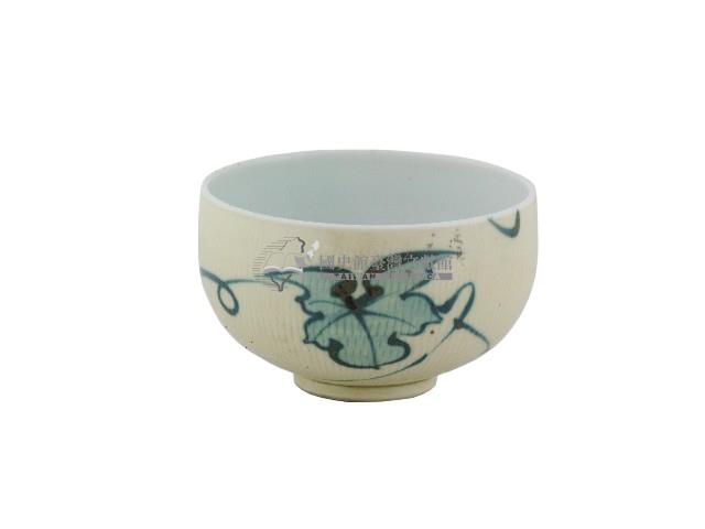 白地綠釉荷葉紋瓷杯藏品圖，第1張
