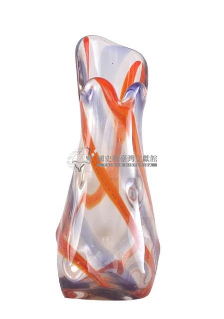 紅色螺旋紋透明玻璃花瓶藏品圖，第1張