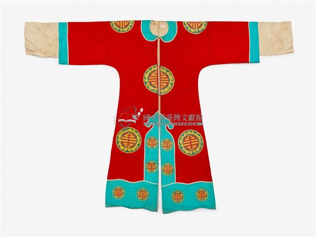 紅色印字長擺戲服藏品圖，第1張