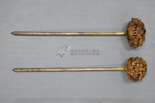 清代雙龍環塔之鎏金髮簪藏品圖，第1張