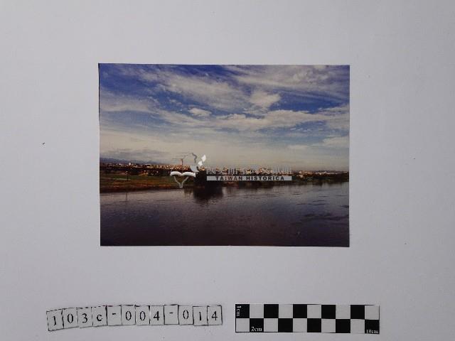 黃則修攝基隆河岸景緻藏品圖，第1張