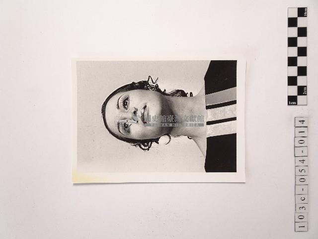 黃則修攝女藝人3藏品圖，第1張