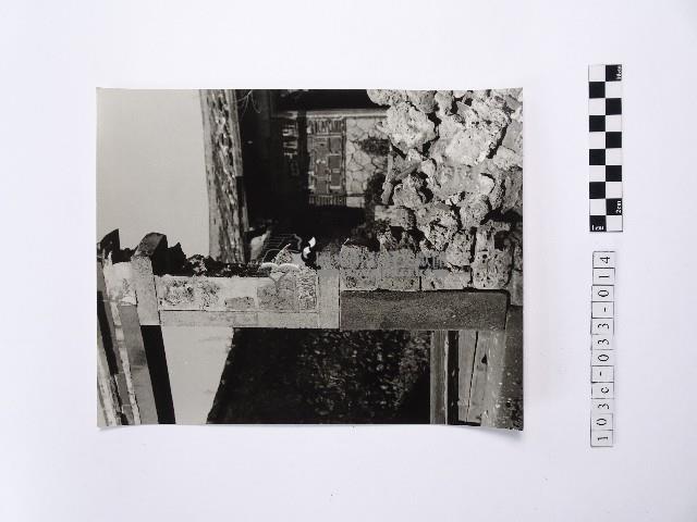 黃則修攝澎湖厝藏品圖，第1張