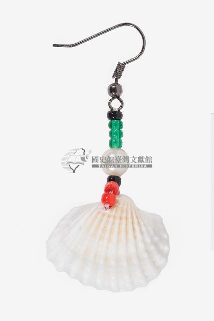 布農族女耳飾藏品圖，第1張