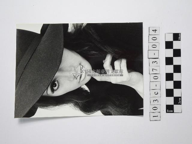 黃則修攝女藝人4藏品圖，第1張