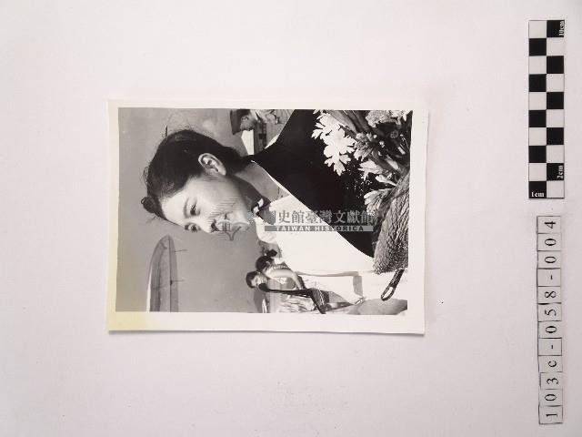 黃則修攝女藝人2藏品圖，第1張