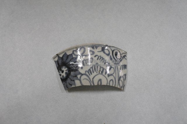 青花葵花紋碗殘片藏品圖，第1張