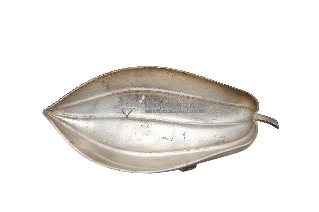 錦綾堂款銀製木瓜形皿藏品圖，第1張