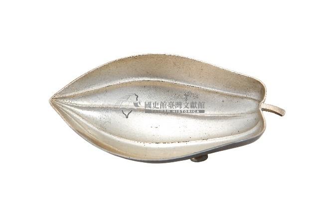 錦綾堂款銀製木瓜形皿藏品圖，第1張