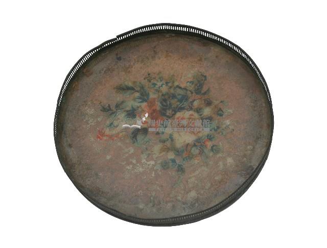 鐵製彩繪折枝菊花紋杯墊藏品圖，第1張